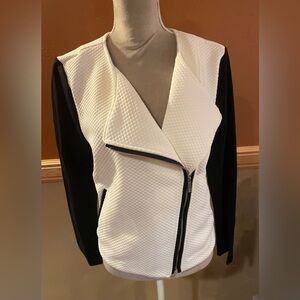Stylish Women's Black and White Jacketj
